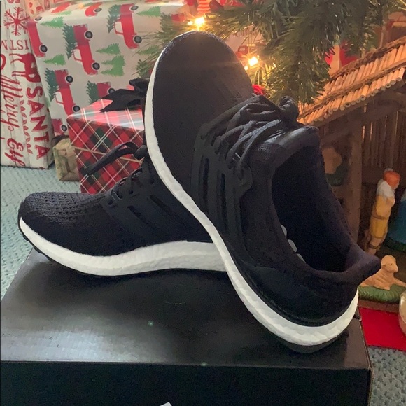 adidas Shoes - Adidas Ultraboost size 5. Black.